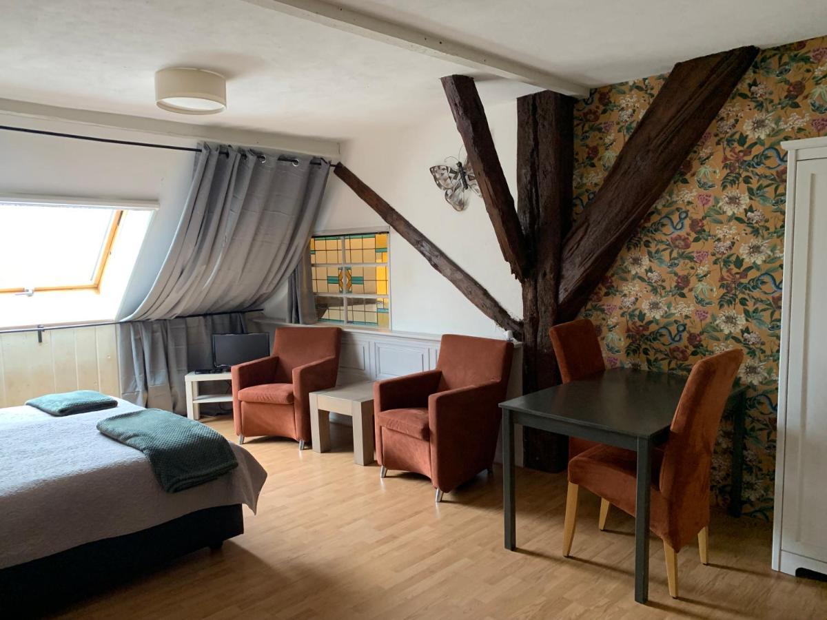 Bed And Breakfast De Salix Hitzum Exterior foto